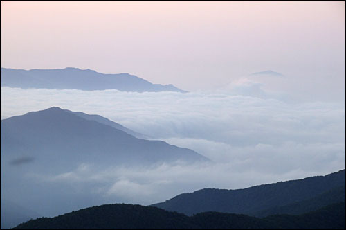 노고단 정상에서 본 일출 